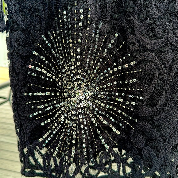 💥😍FREE PEOPLE NORTH STAR BLACK DRESS~ SEQUENCE,LACE, BELL SLEEVES = SEXY & HOT - Picture 7 of 9